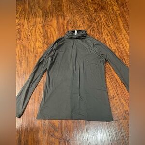 Women XL gray turtleneck shirt